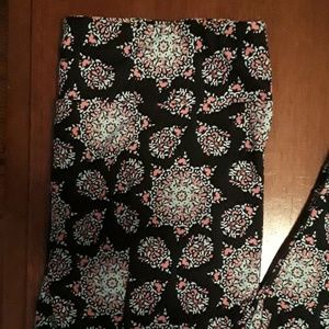 Lularoe leggings TC